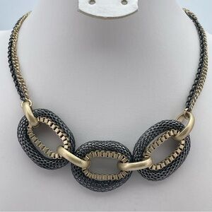 Kenneth Cole Mixed Metal Statement Necklace | Bold Link Chain 16–19”